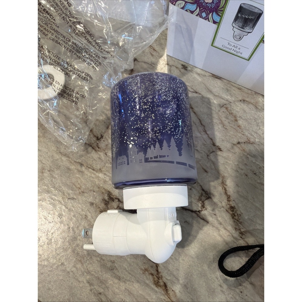 Scentsy To All A Good Night Mini Warmer Holiday Santa Sky Reindeer Blue Glass